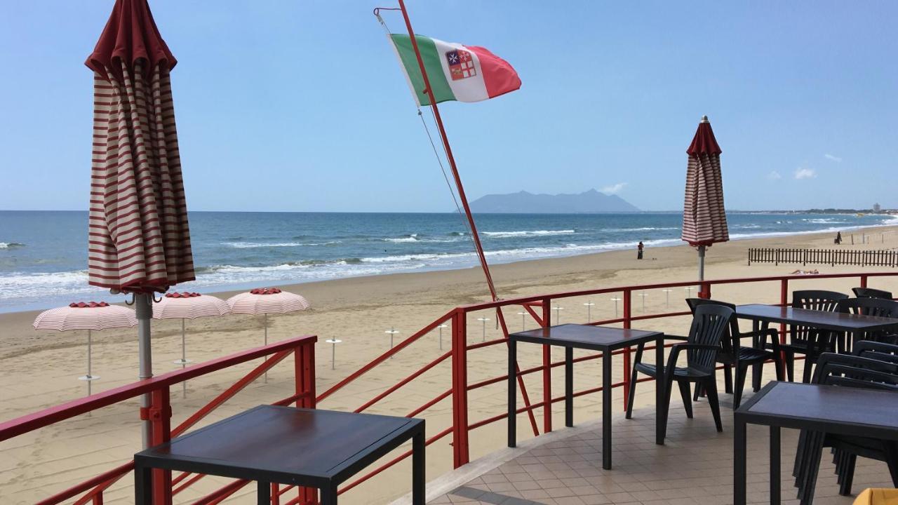 テッラチーナ Beach Holidayヴィラ エクステリア 写真