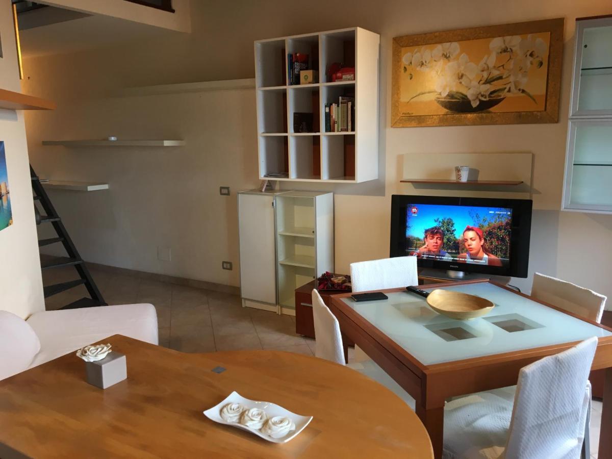テッラチーナ Beach Holidayヴィラ エクステリア 写真